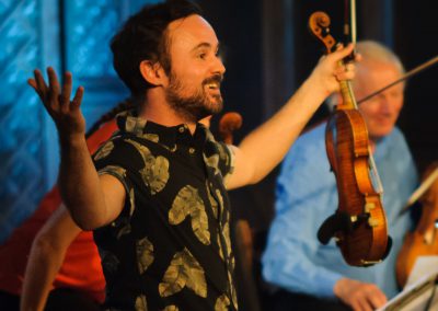 Le violonniste Donald Grant a transmis son amour des musiques écossaises et conquis le public